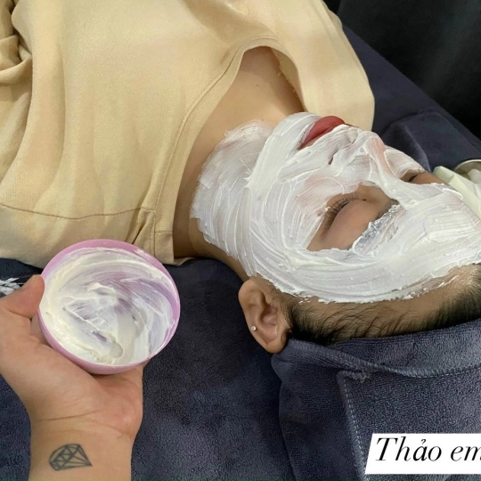 Ủ face huyết yến